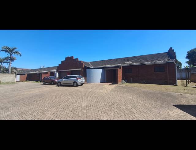 3 BEDROOM SIMPLEX FOR SALE IN SANDFIELD
